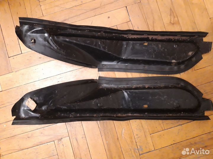 Щитки грязезащитные передних крыльев Москвич