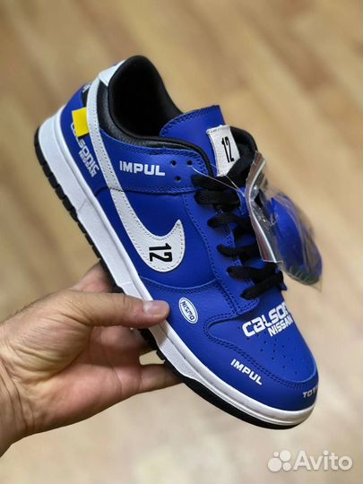 Кроссовки nike