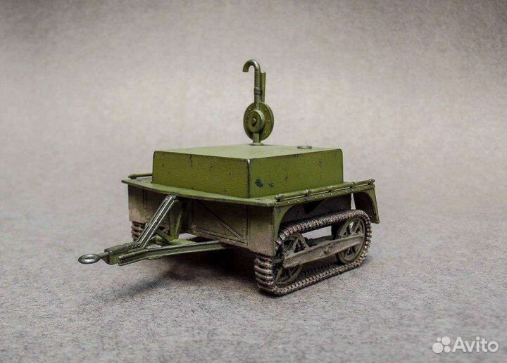 Модель универсальной гусеничной тележки Tr