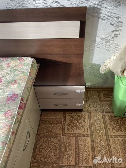 Кровать двухспальная