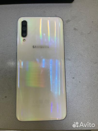 Samsung galaxy A50 4/64