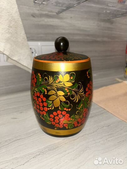 Горшок из дерева винтажный