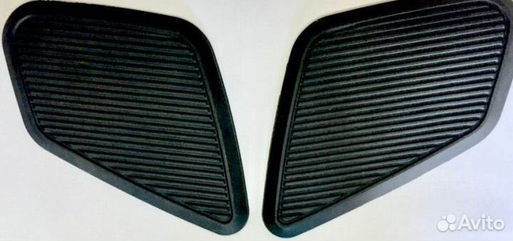 Резинки на бензобак мотоцикла иж (Нигрипсы) пара