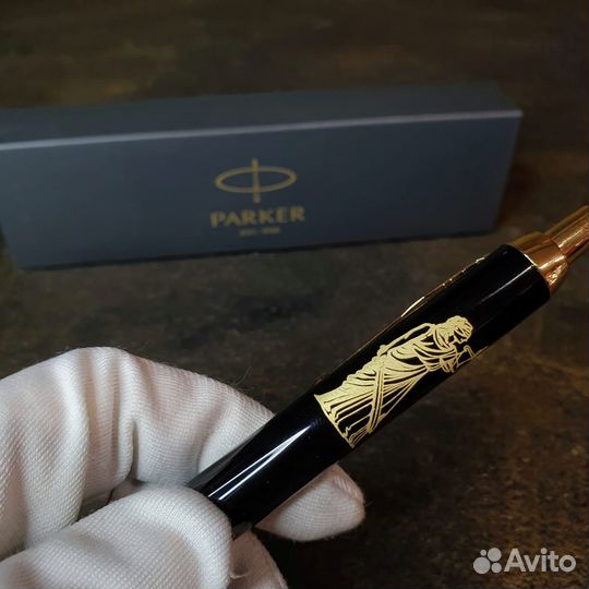 Ручка Паркер Фемида