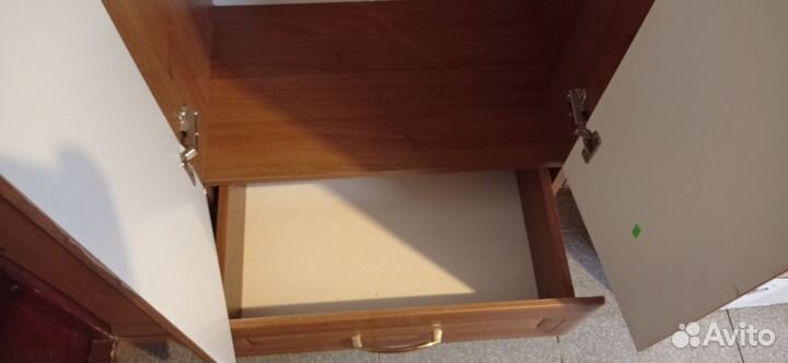 Вешалка в прихожую с обувницей и Шифанер