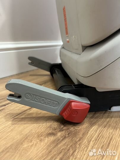 Автомобильное кресло britax romer 15 36кг