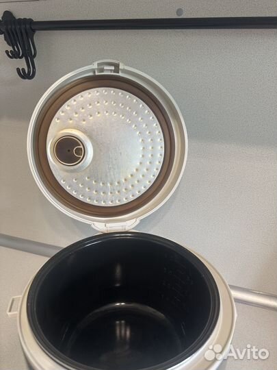 Мультиварка redmond