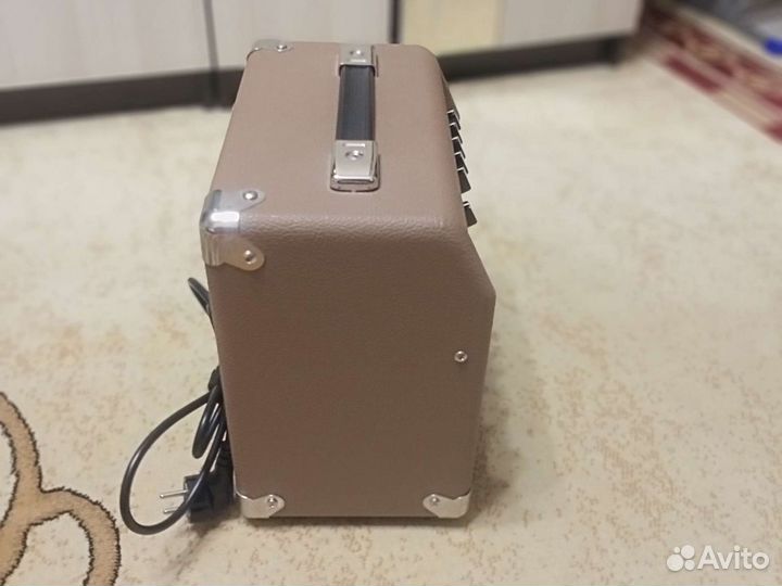 Гитарный комбоусилитель fender