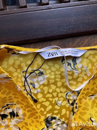 Платье Zara шелковое