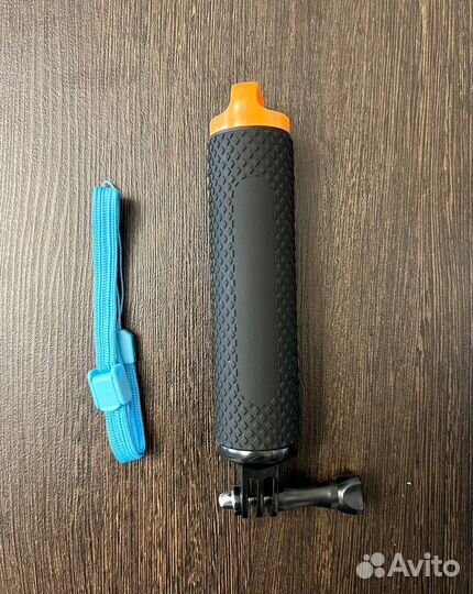 Плавающая рукоятка для экшен камеры Insta360 x3