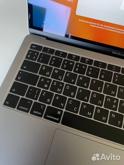 MacBook Air (Retina, 13-inch, 2018)