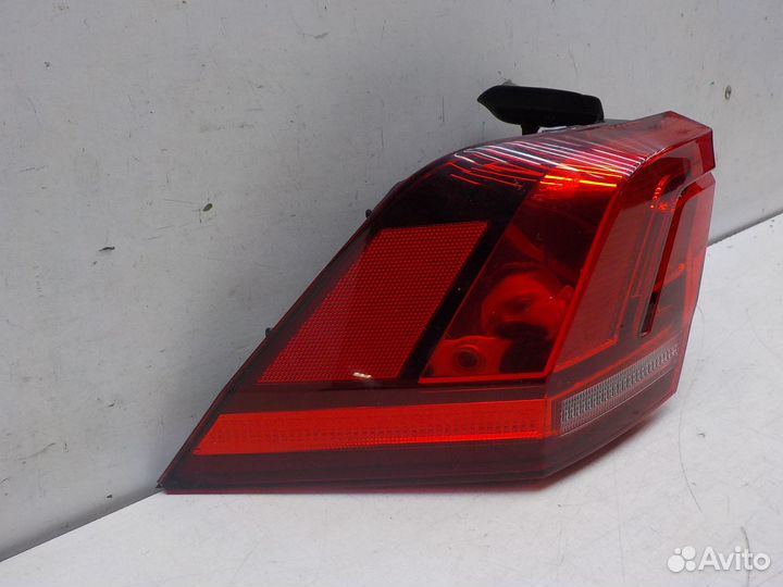 Фонарь задний левый наружный, Volkswagen Tiguan