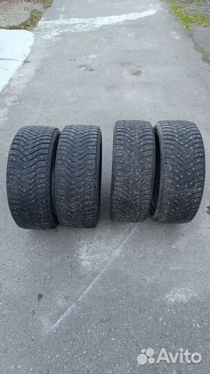 Goodyear Ultra Grip Ice Arctic 2 235/45 R18 98T