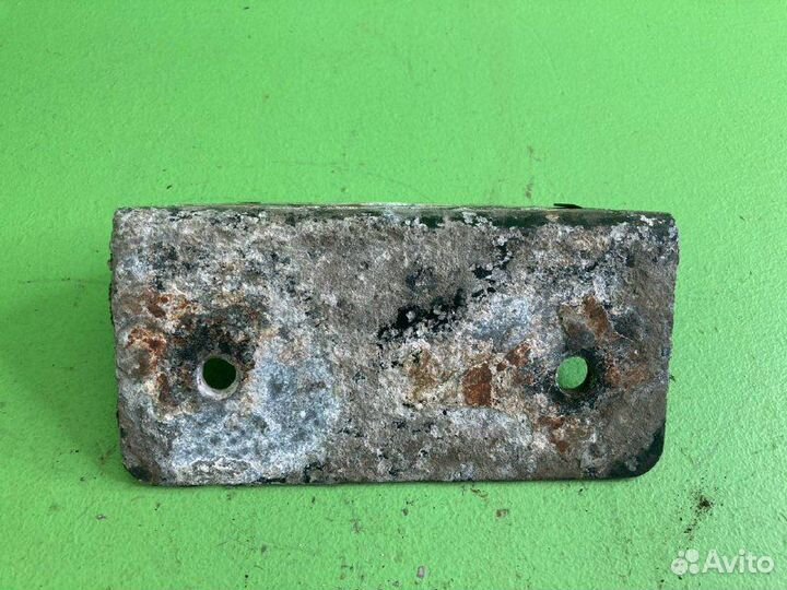 Кронштейн пневмоподушки DAF XF105