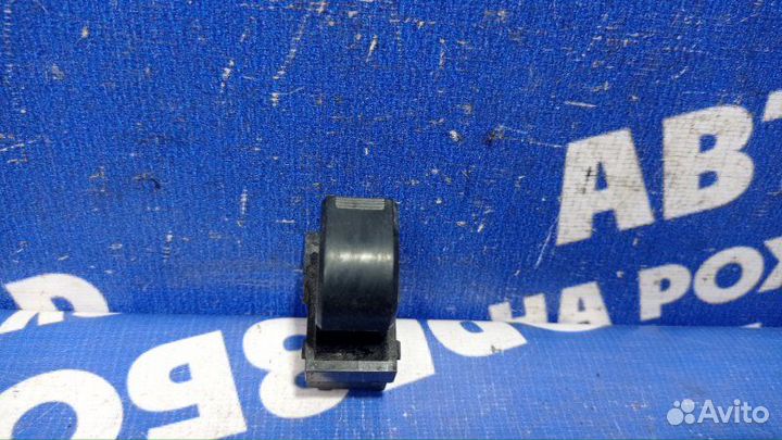 Кнопка стеклоподъемника Chery Bonus A13 седан