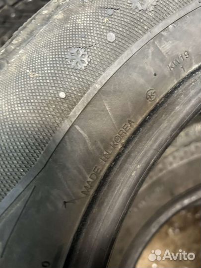 Kumho I'Zen Wis KW19 215/65 R15