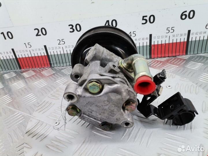 Насос для Volkswagen Golf 4