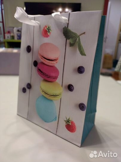 Подарочные пакеты разные