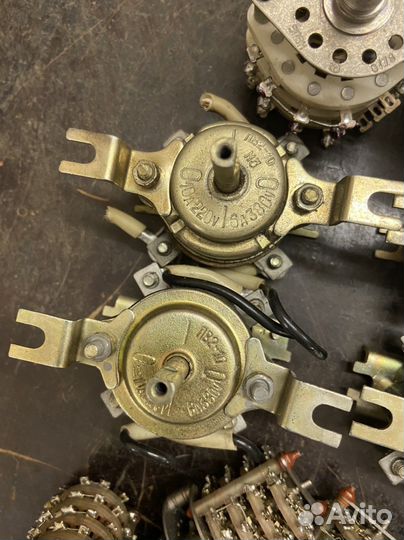 Переключатели пакетные, галетные, коммутационные