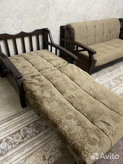 Диван и два кресла
