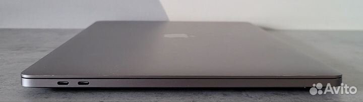 MacBook Pro 16