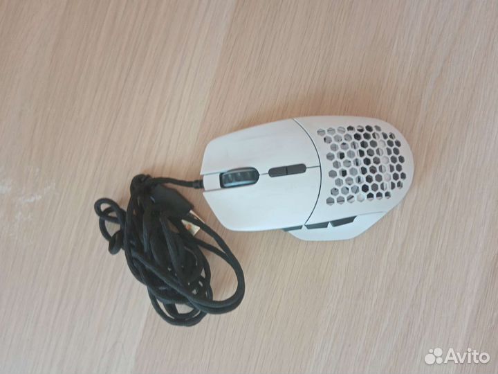 Glorious model i белая