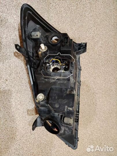 Фара правая передняяtoyota corolla 120 2003