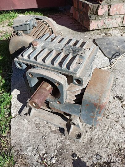 Редуктора и электродвигатели