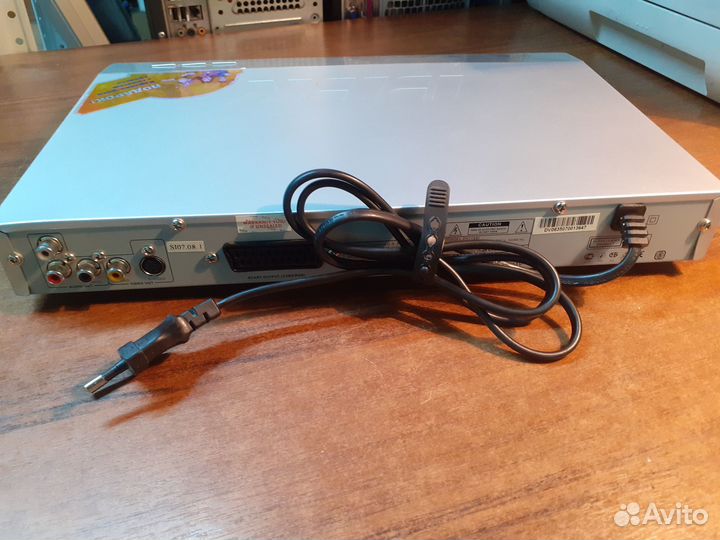 DVD проигрыватель BBK не читает диски