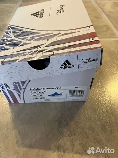 Кроссовки adidas