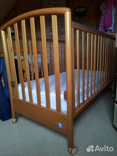 Детская кроватка Pali с ящиком