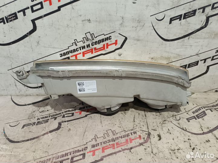 Фара toyota mark II GX100 GX105 JZX100 JZX101 JZX105 LX100 22251 галоген левая 8115022760 S3701Z