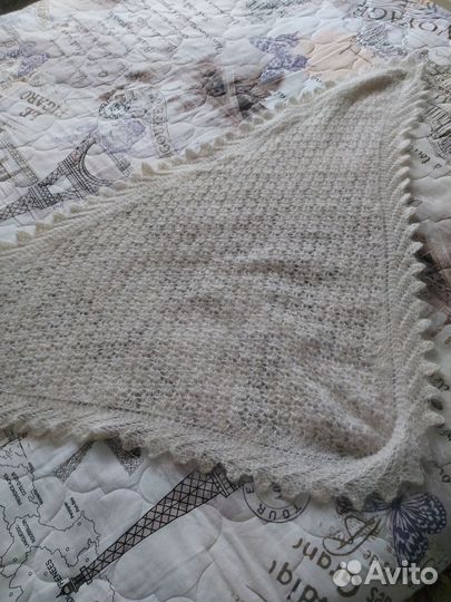 Пуховый платок шаль