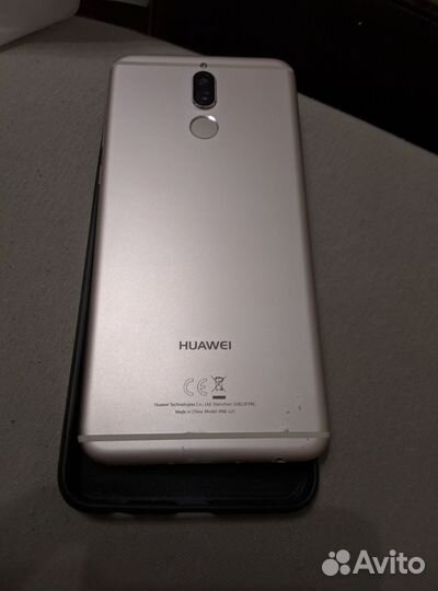 HUAWEI Nova 2i, 4/64 ГБ