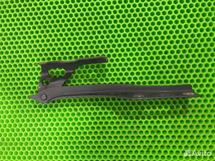 Петля капота правая Acura Mdx YD2 J37A1 2008