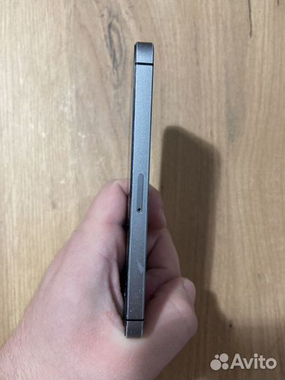 iPhone 5S, 32 ГБ