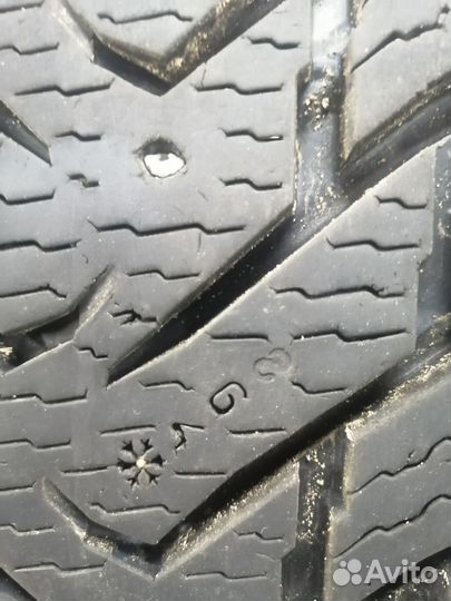 Nokian Tyres Hakkapeliitta 8 SUV 275/45 R20