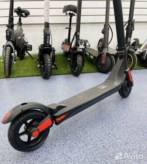 Электросамокат Gt S6