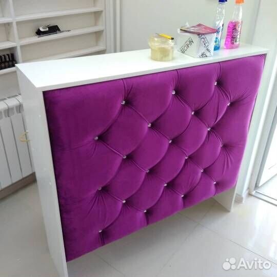 Ресепшен стойка администратора