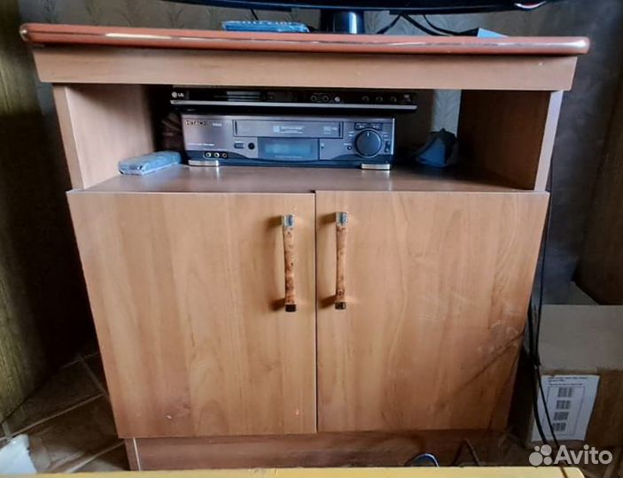 Тумба под тв