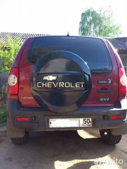 Чехол запасного колеса Шевроле Нива (606) млечка