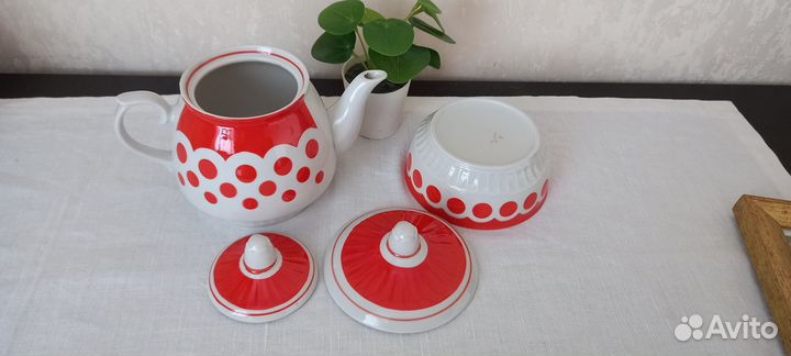 Зав.чайник, сахарница Чайка 2 вида СССР (винтаж)