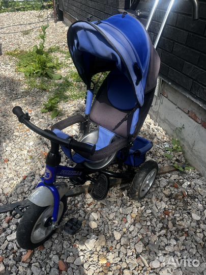 Детский трехколесный велосипед с ручкой