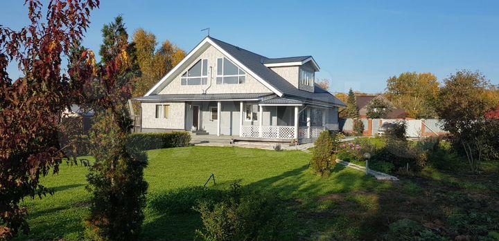 Дом 323 м² на участке 15 сот.