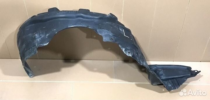 Тойота Карина Локер- подкрылок передний левый