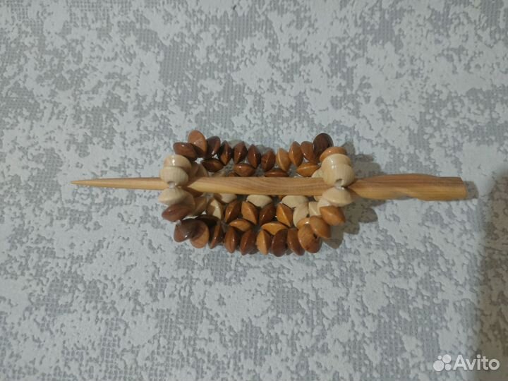 Украшения из дерева