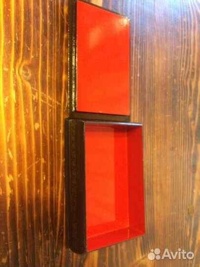 Шкатулка лаковая