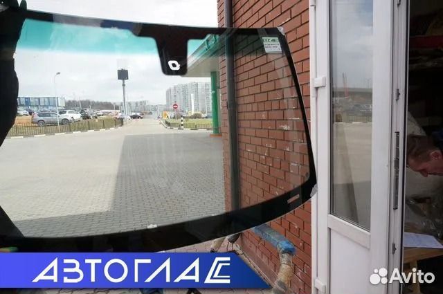 Стекло лобовое Ford C-Max