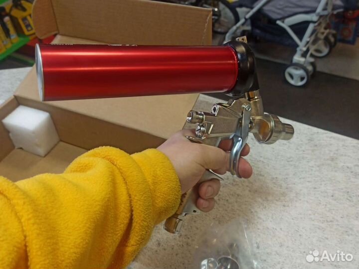 Пистолет для распыляемого герметика F4 SAM