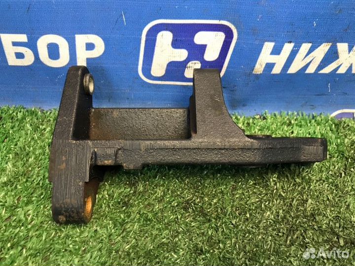 Кронштейн гидроусилителя Infiniti Fx35 S50 3.5